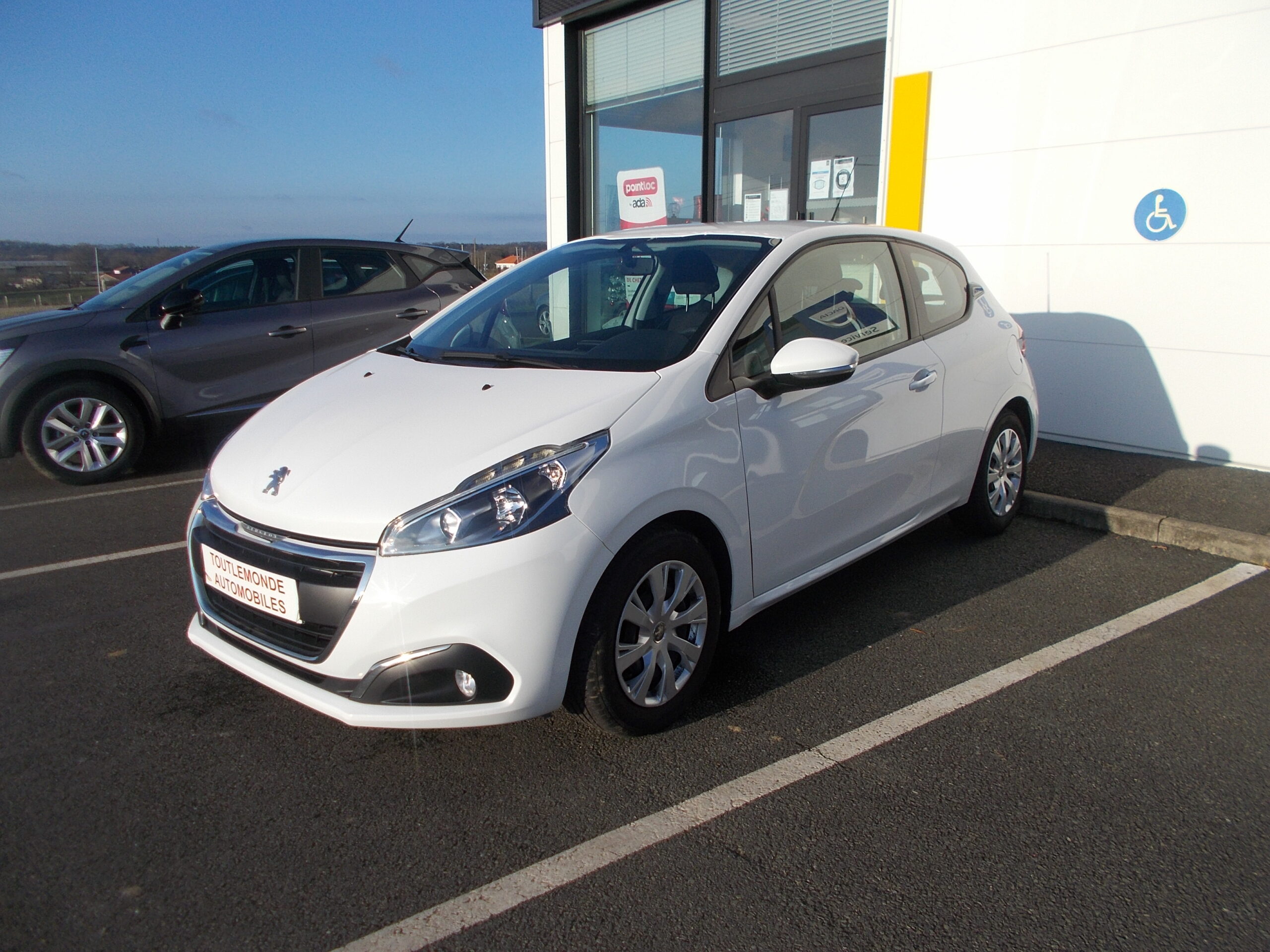 PEUGEOT 208 ACTIVE 1.6 BLUE HDI 75 ch BVM5