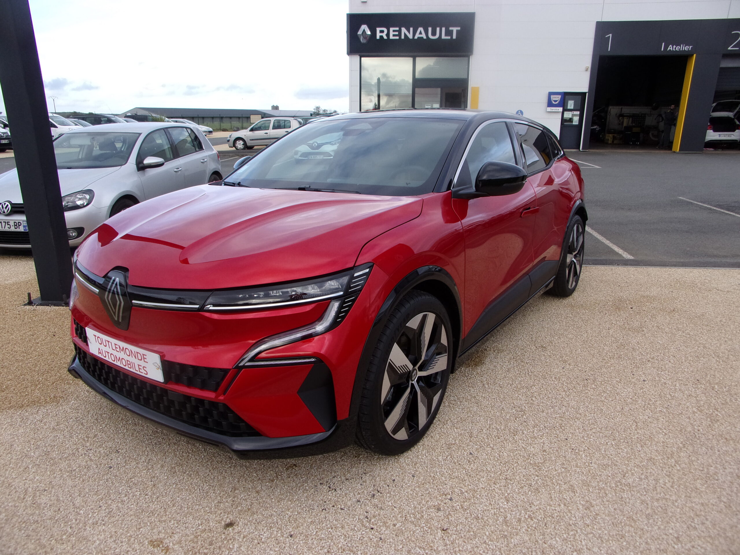 NOUVELLE RENAULT MEGANE 100 % ELECTRIQUE