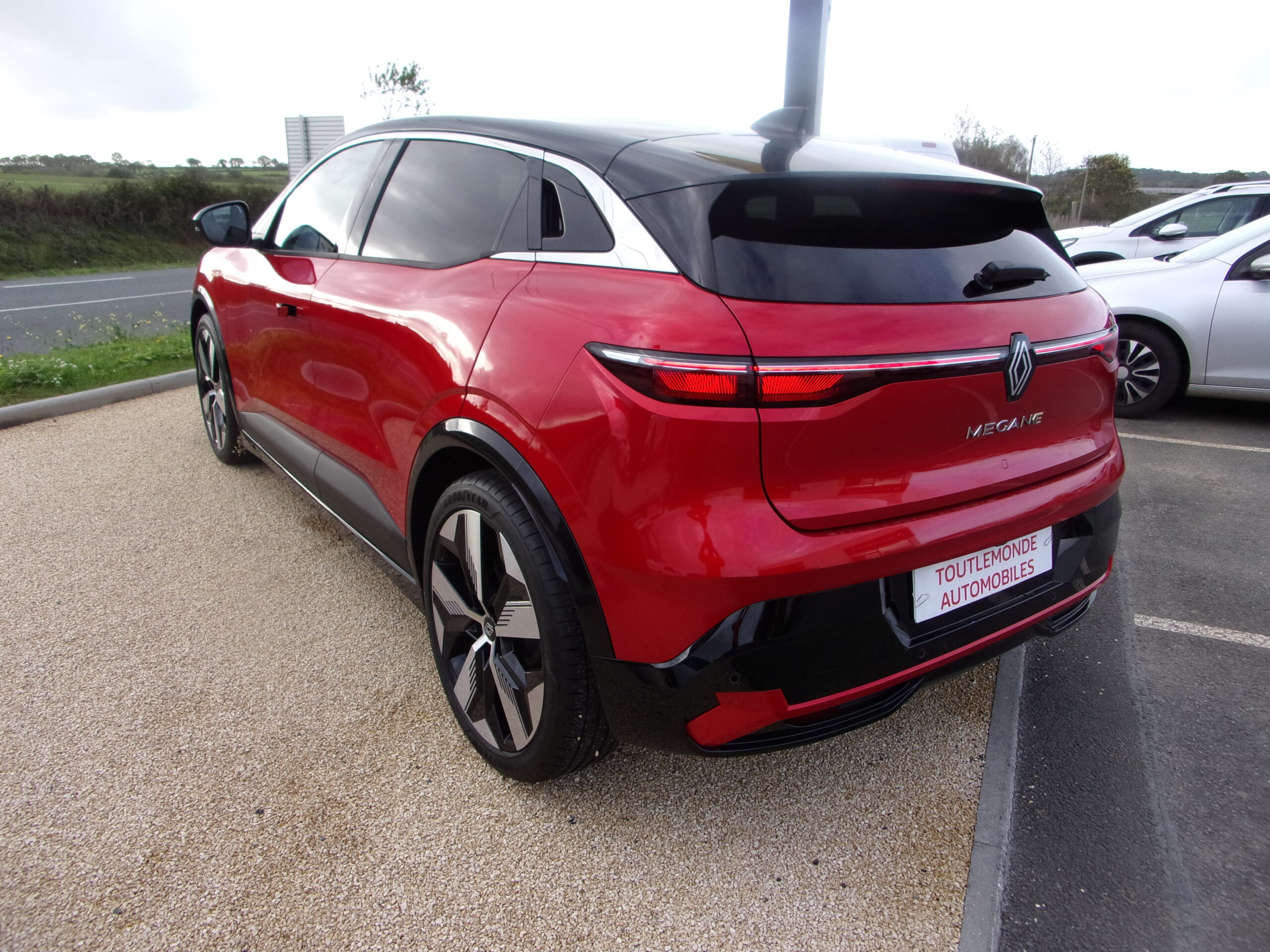 NOUVELLE RENAULT MEGANE 100 % ELECTRIQUE