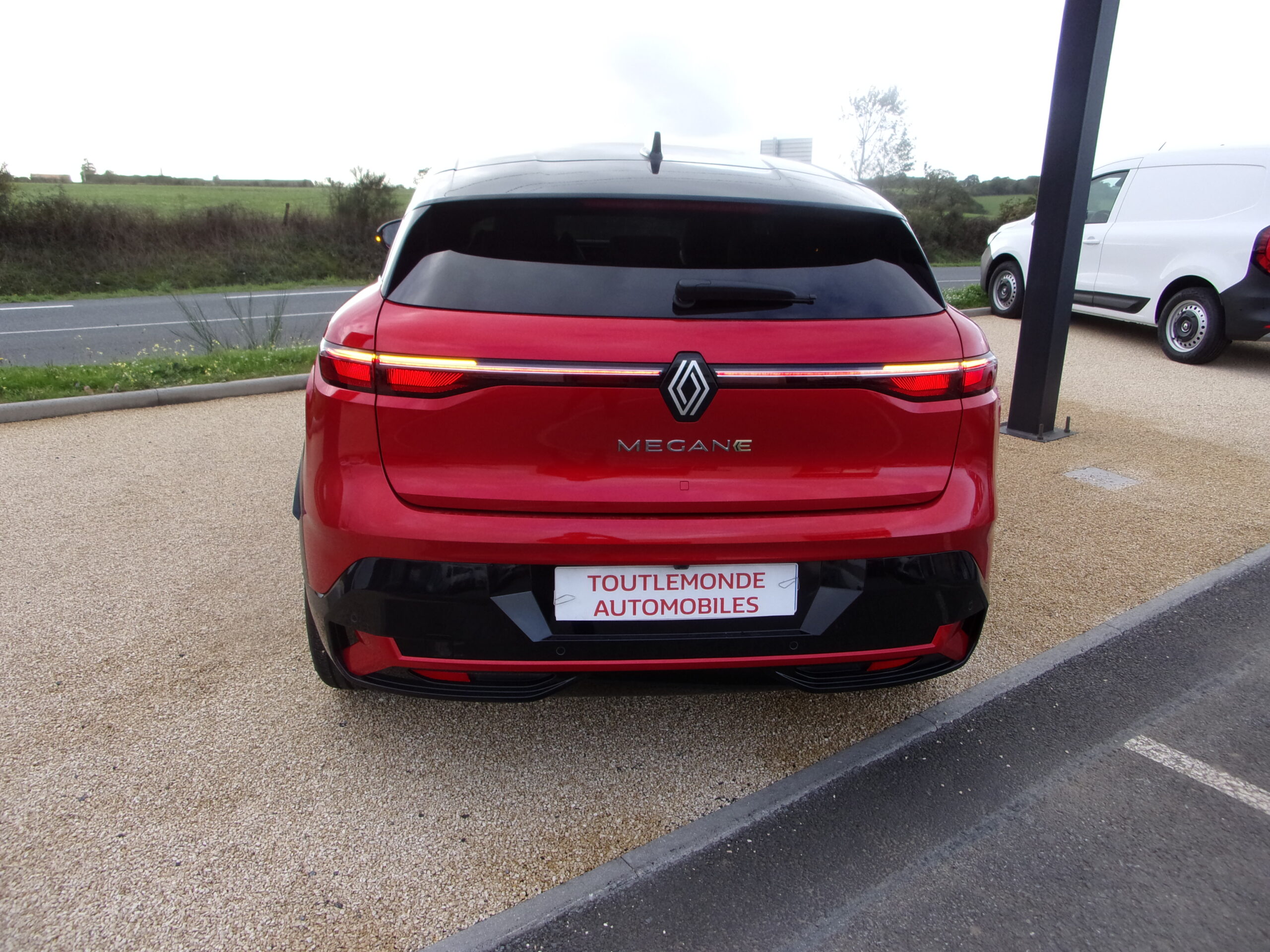 NOUVELLE RENAULT MEGANE 100 % ELECTRIQUE