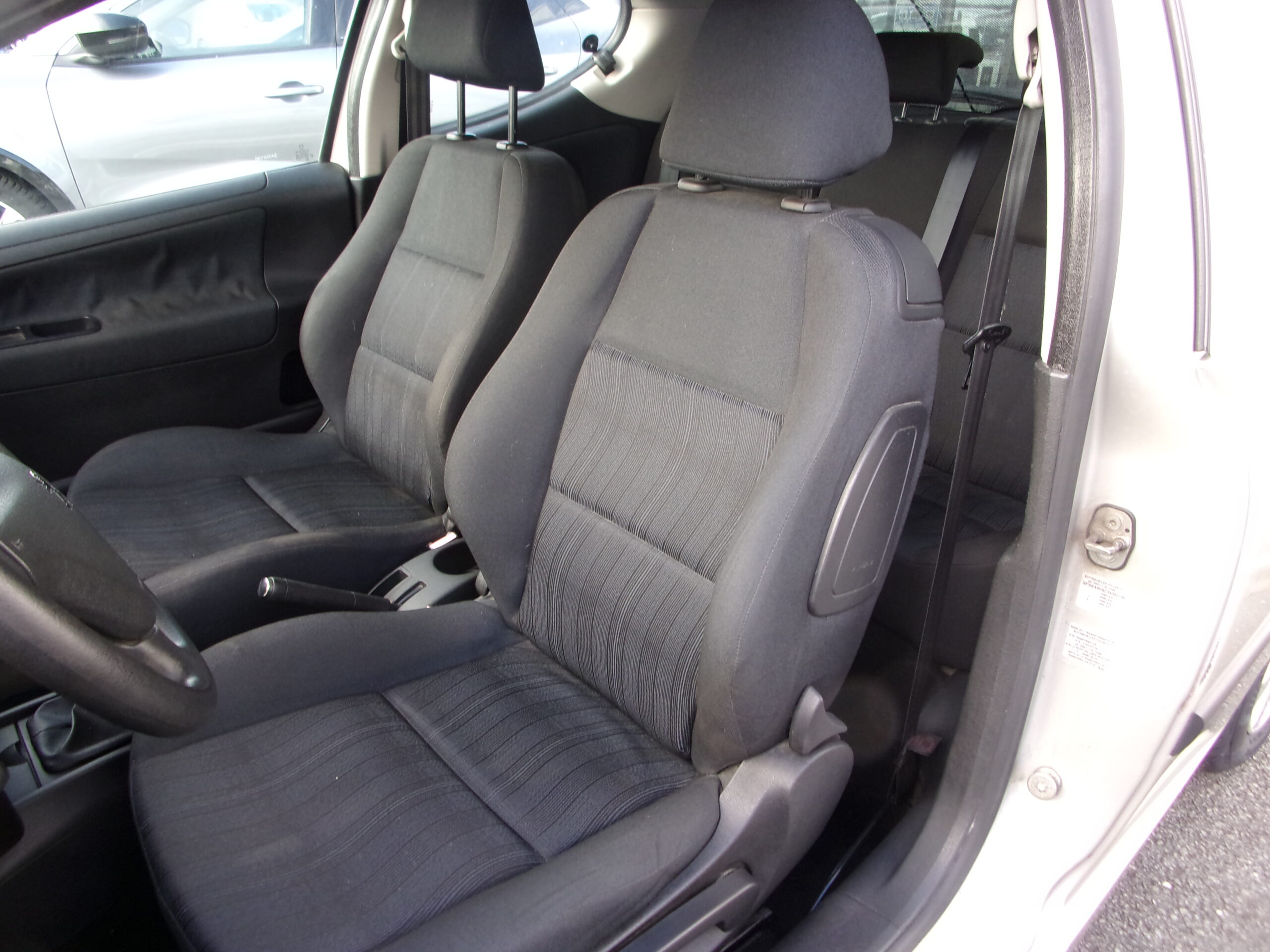 PEUGEOT 207 Premium 1.6 HDi 16v 90ch