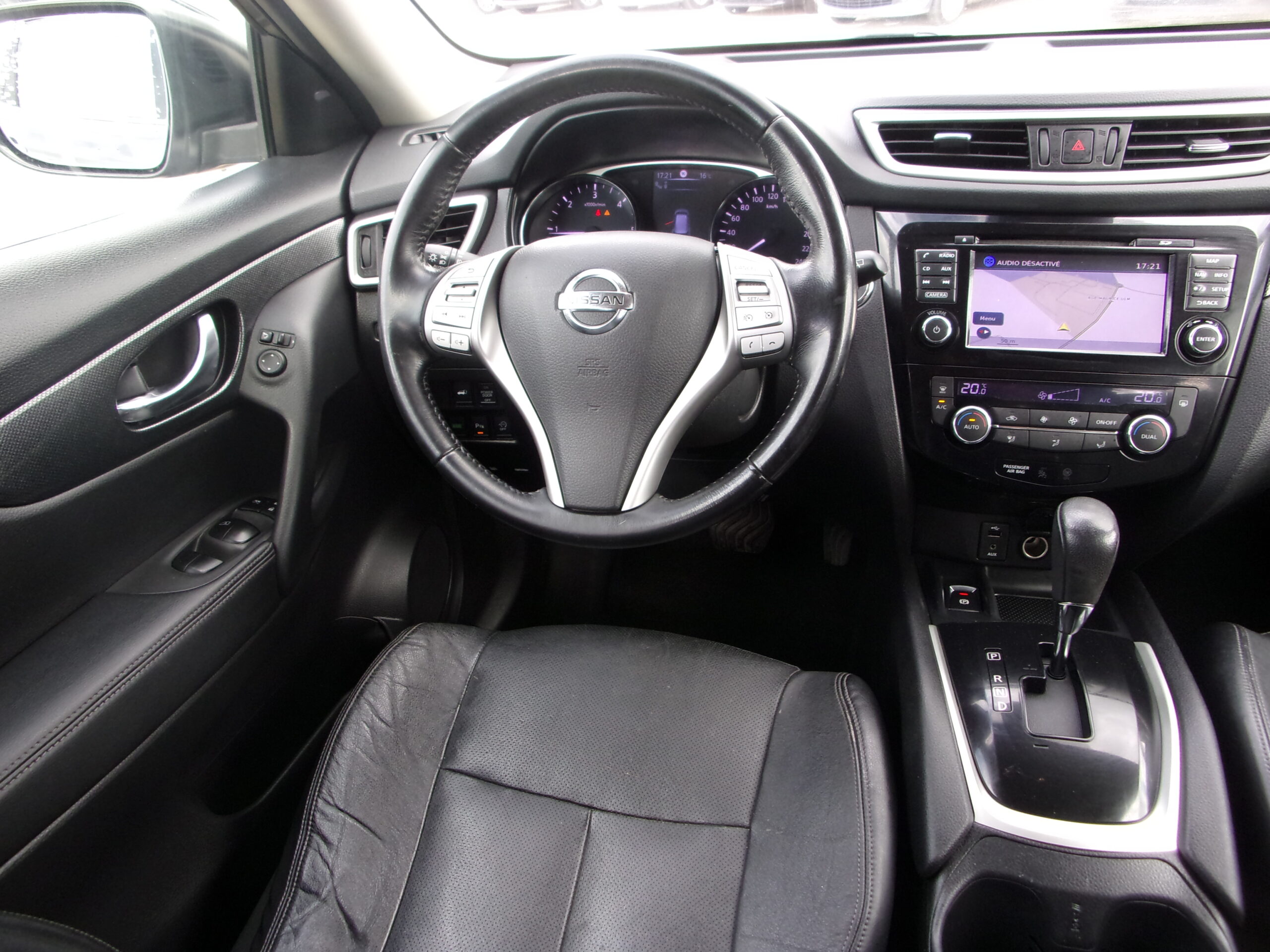 NISSAN X-TRAIL TEKNA 1.6 DCI 130 XTRONIC