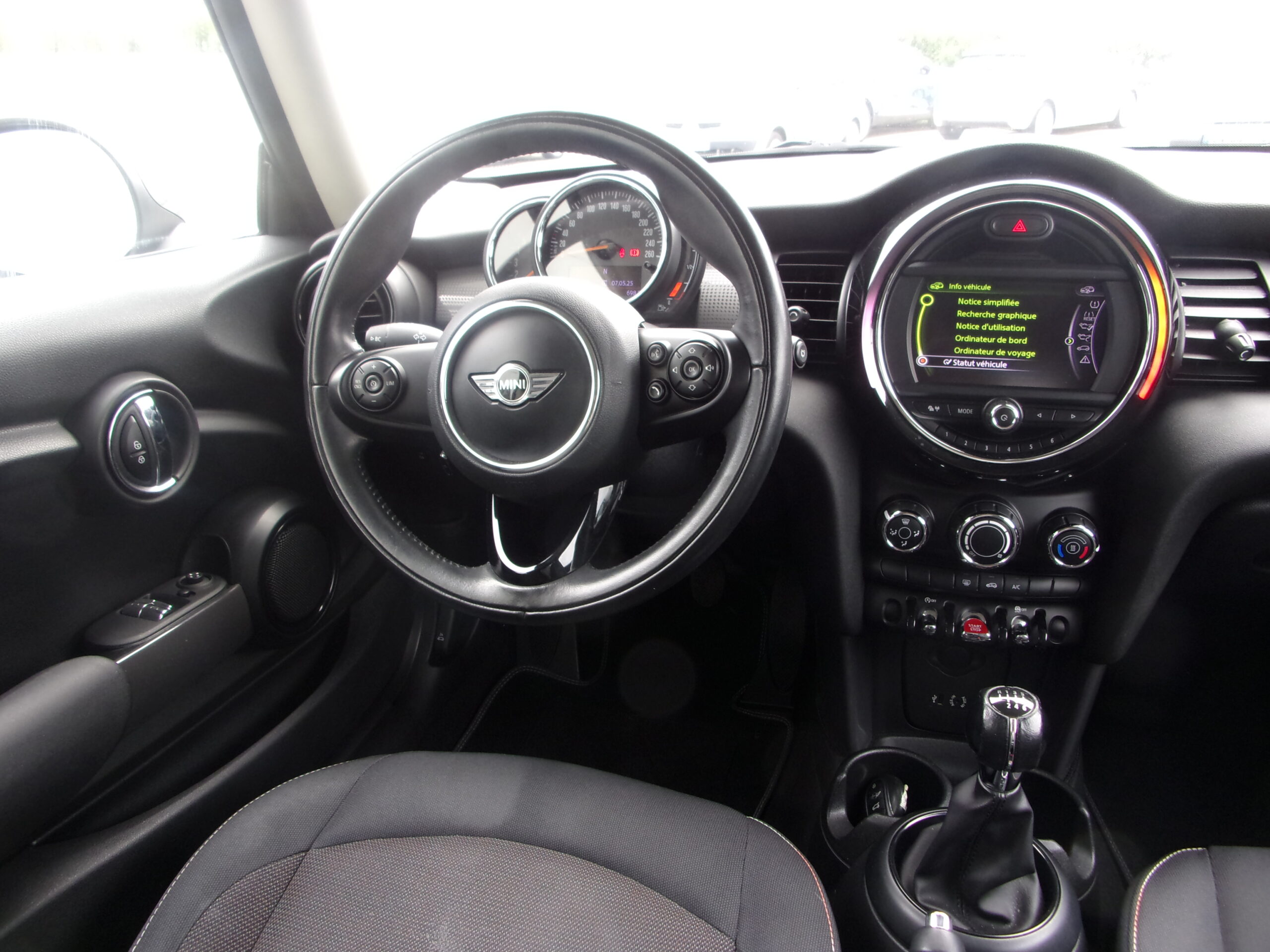 MINI HATCH 3 PORTES F56 LCI D116 CH