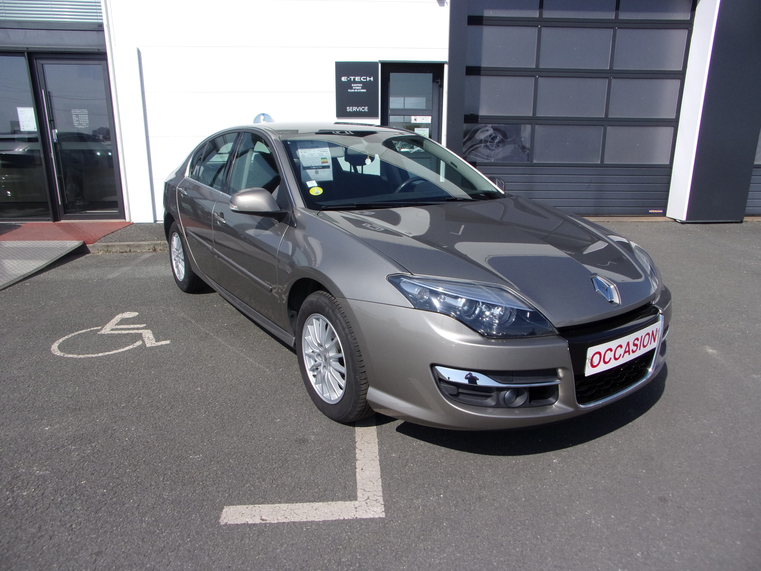 RENAULT LAGUNA