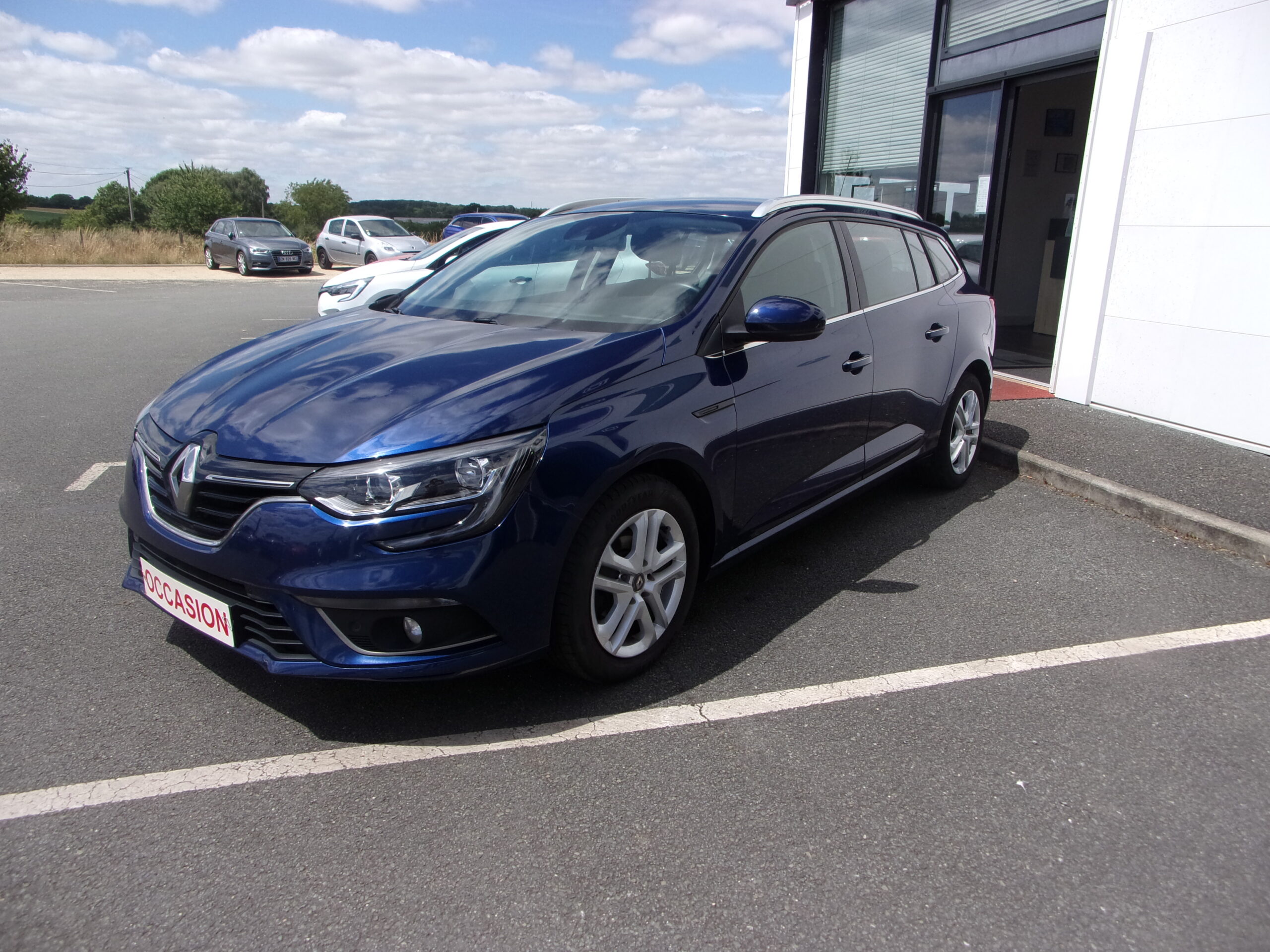 RENAULT MEGANE IV ESTATE BUSINESS