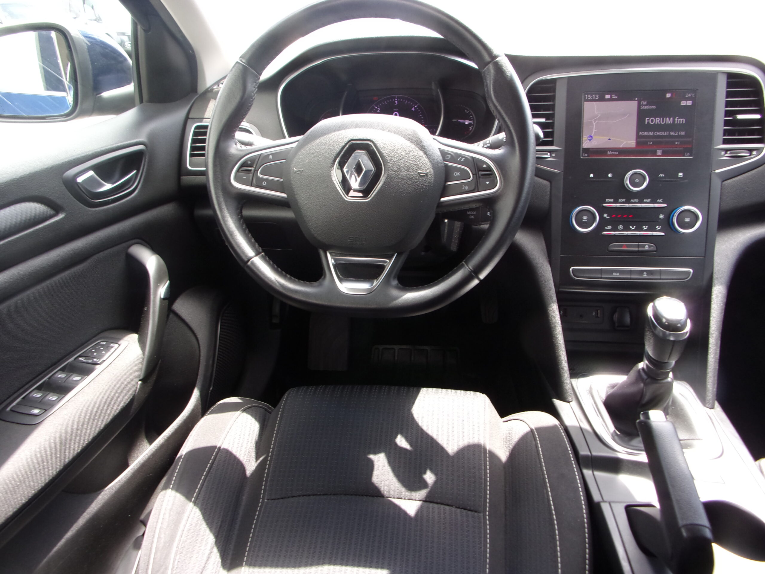 RENAULT MEGANE IV ESTATE BUSINESS