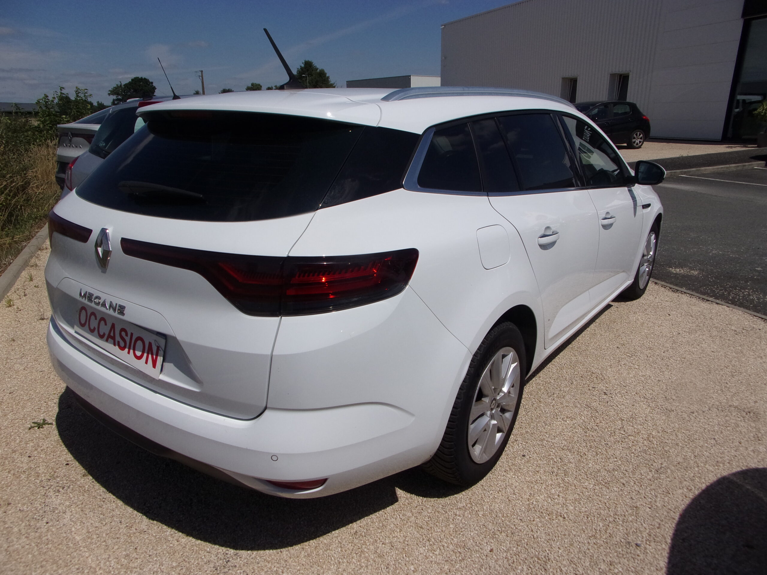 RENAULT MEGANE IV ESTATE BLUE DCI 115