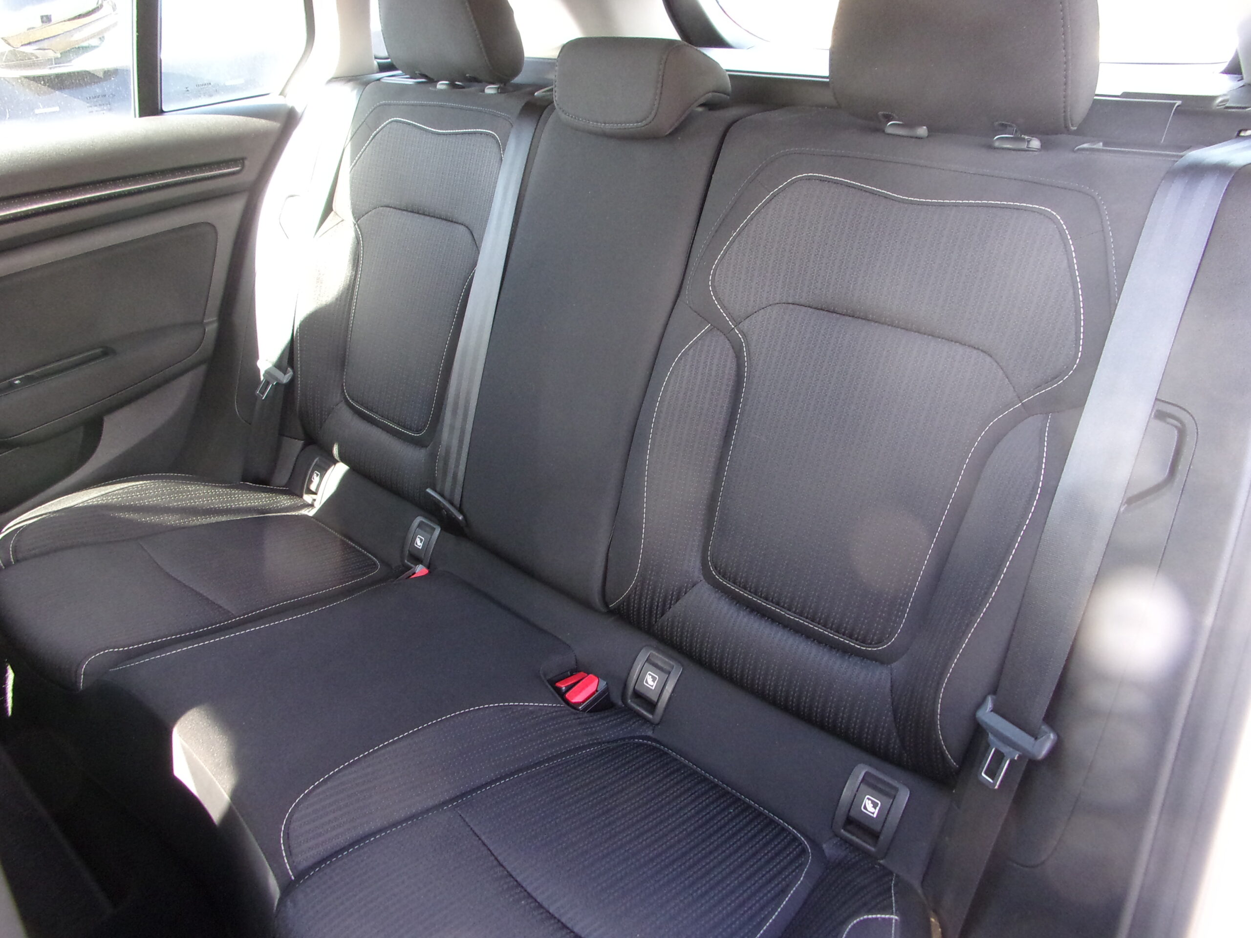 RENAULT MEGANE IV ESTATE BUSINESS