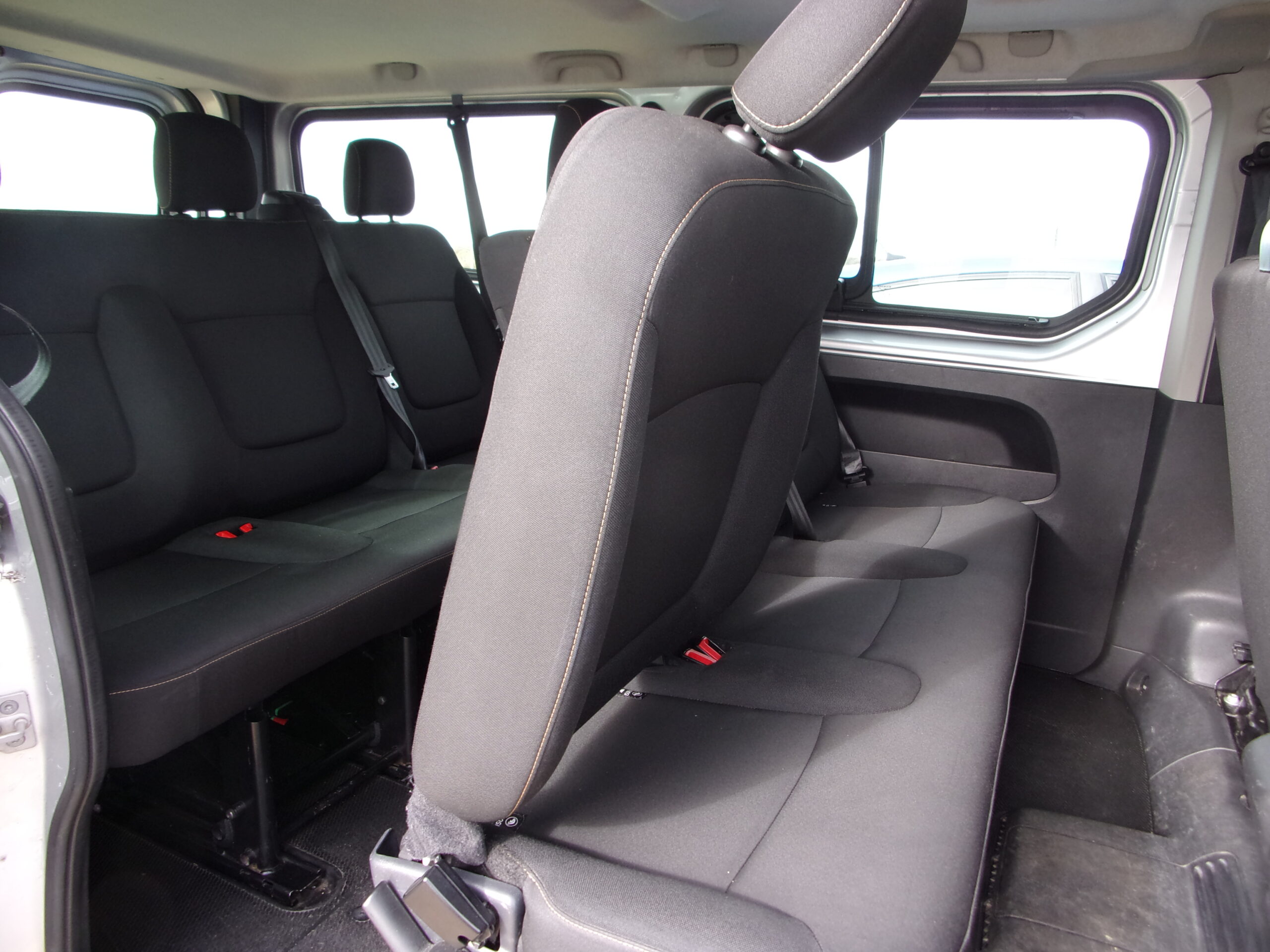 RENAULT TRAFIC COMBI ZEN L2 DCI 125 ENERGYS