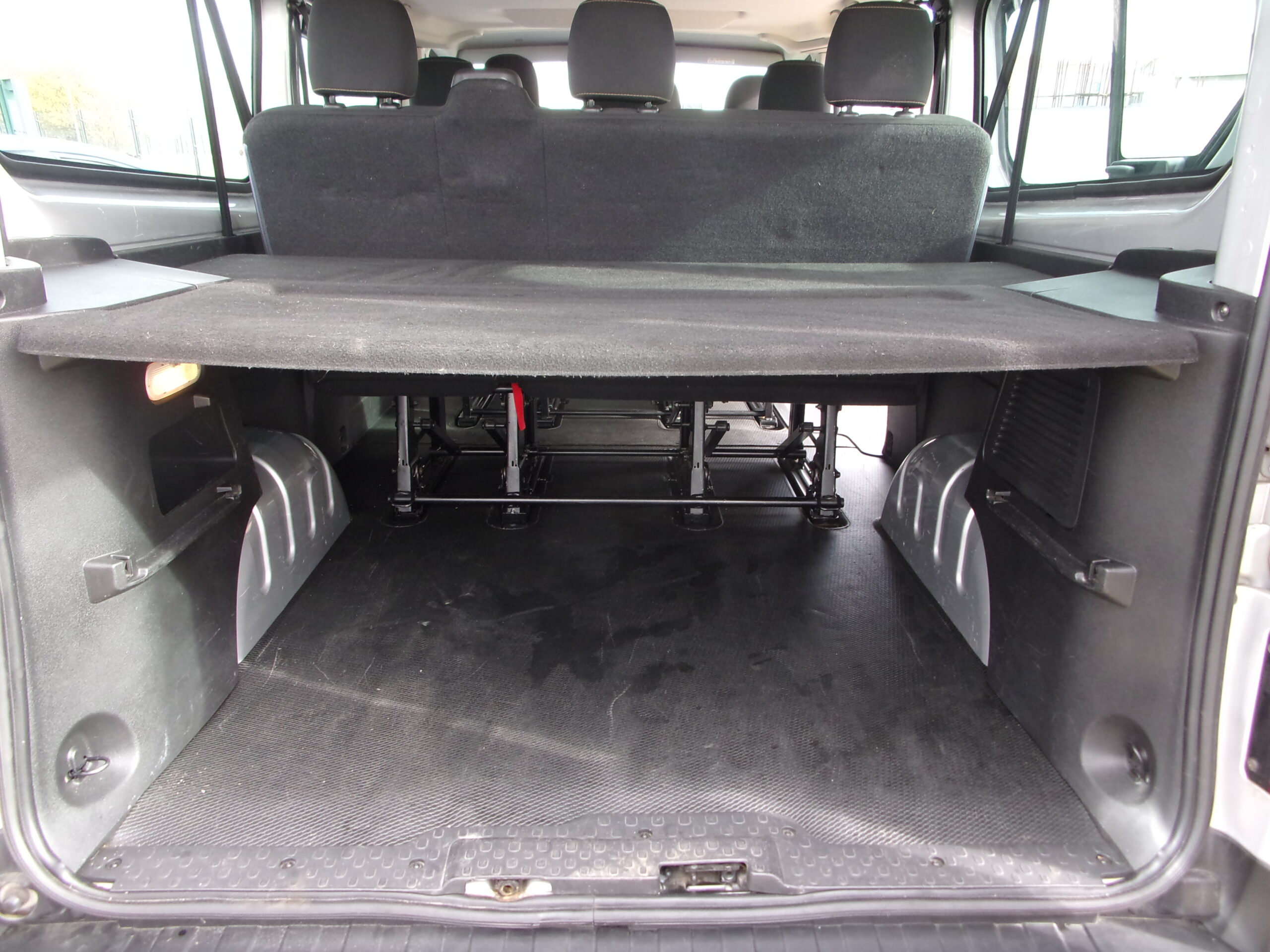 RENAULT TRAFIC COMBI ZEN L2 DCI 125 ENERGYS