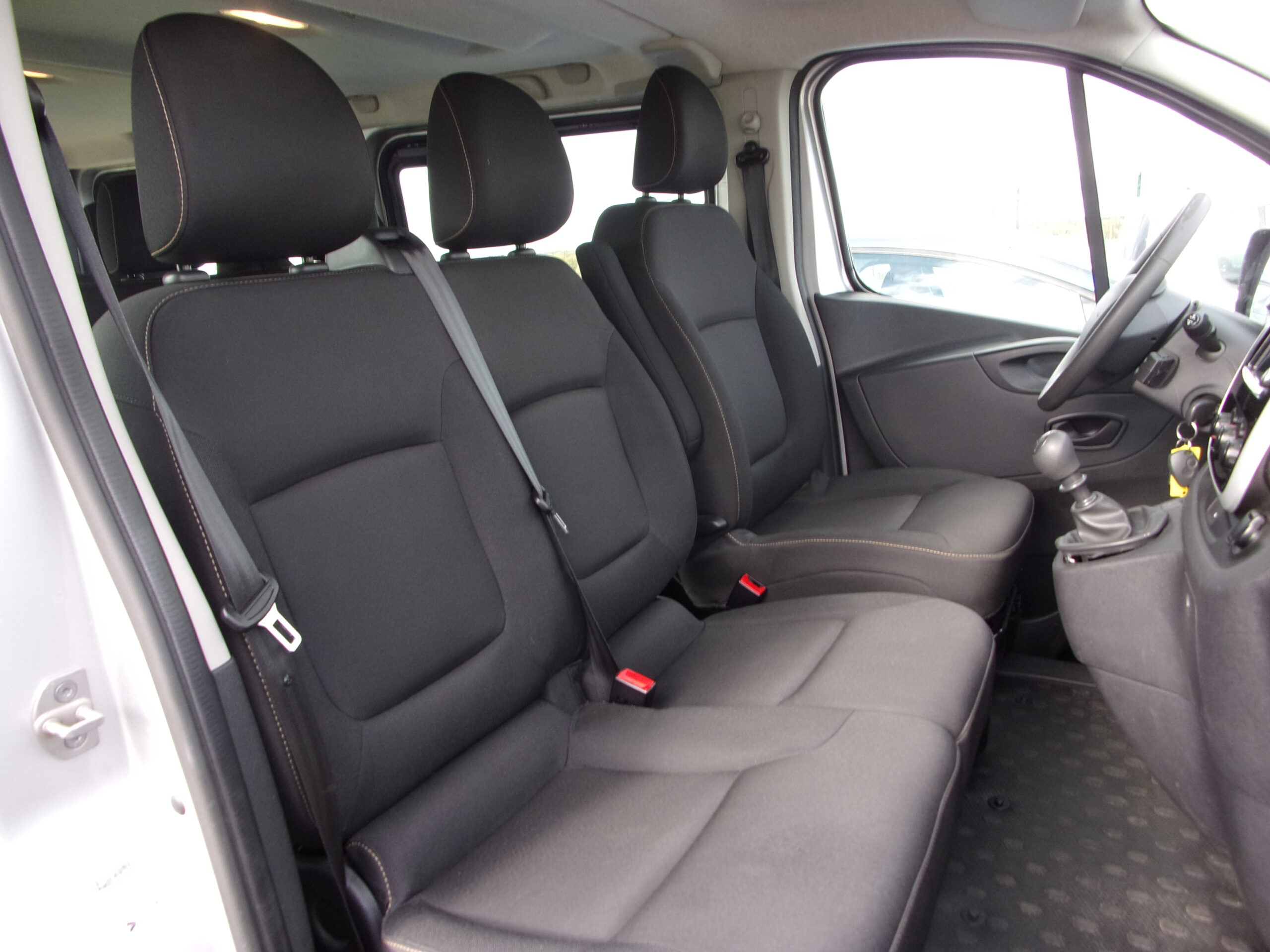 RENAULT TRAFIC COMBI ZEN L2 DCI 125 ENERGYS