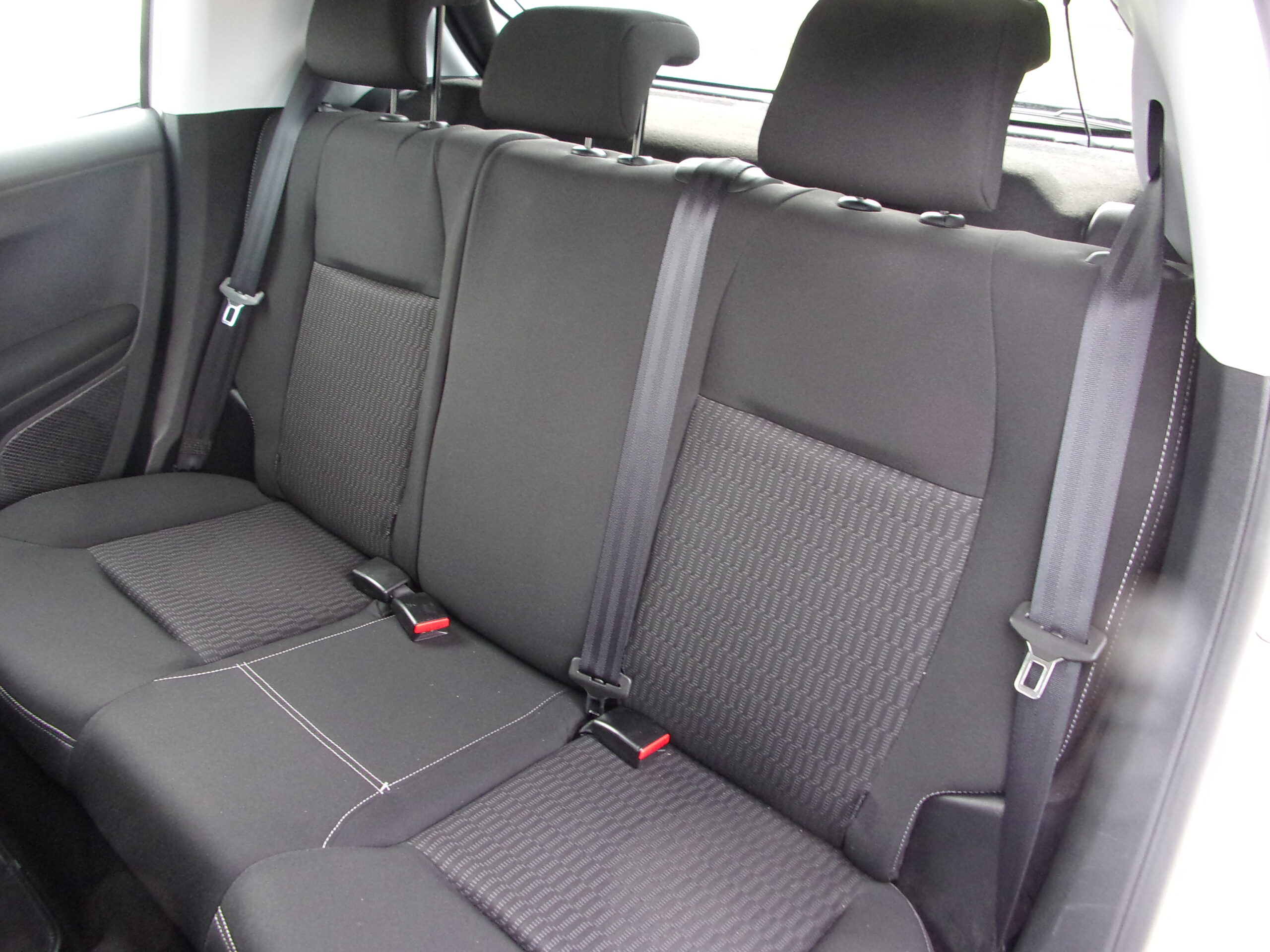 PEUGEOT 208 BUSINESS 1.6 BLUE HDI 75 CH