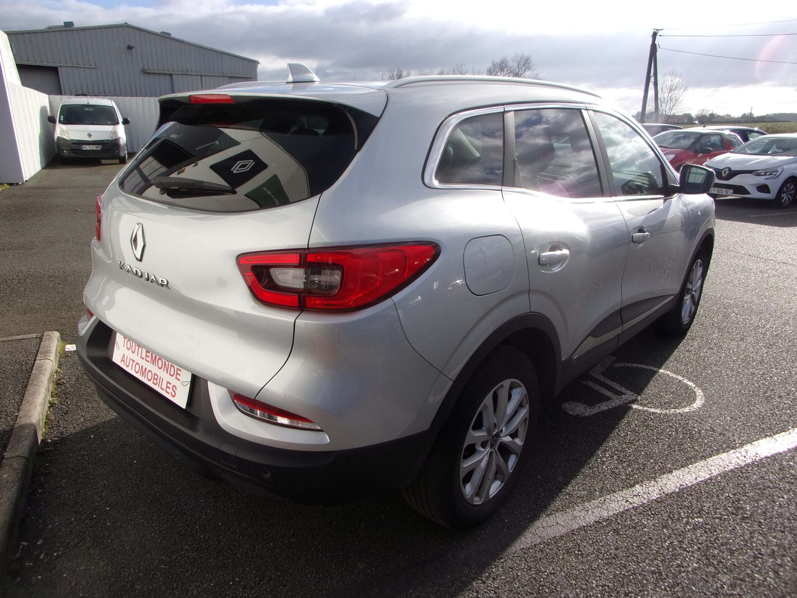 RENAULT KADJAR BUSINESS BLUE DCI 115