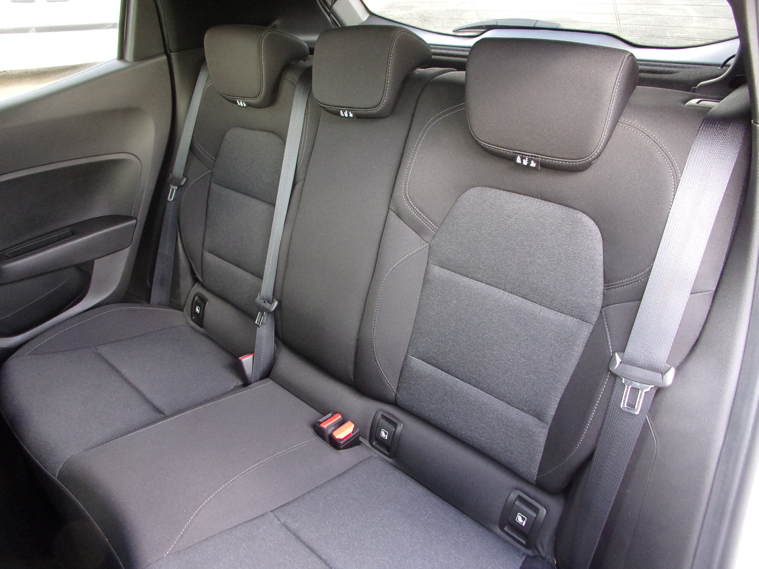 RENAULT CLIO V EVOLUTION BLUE DCI 100