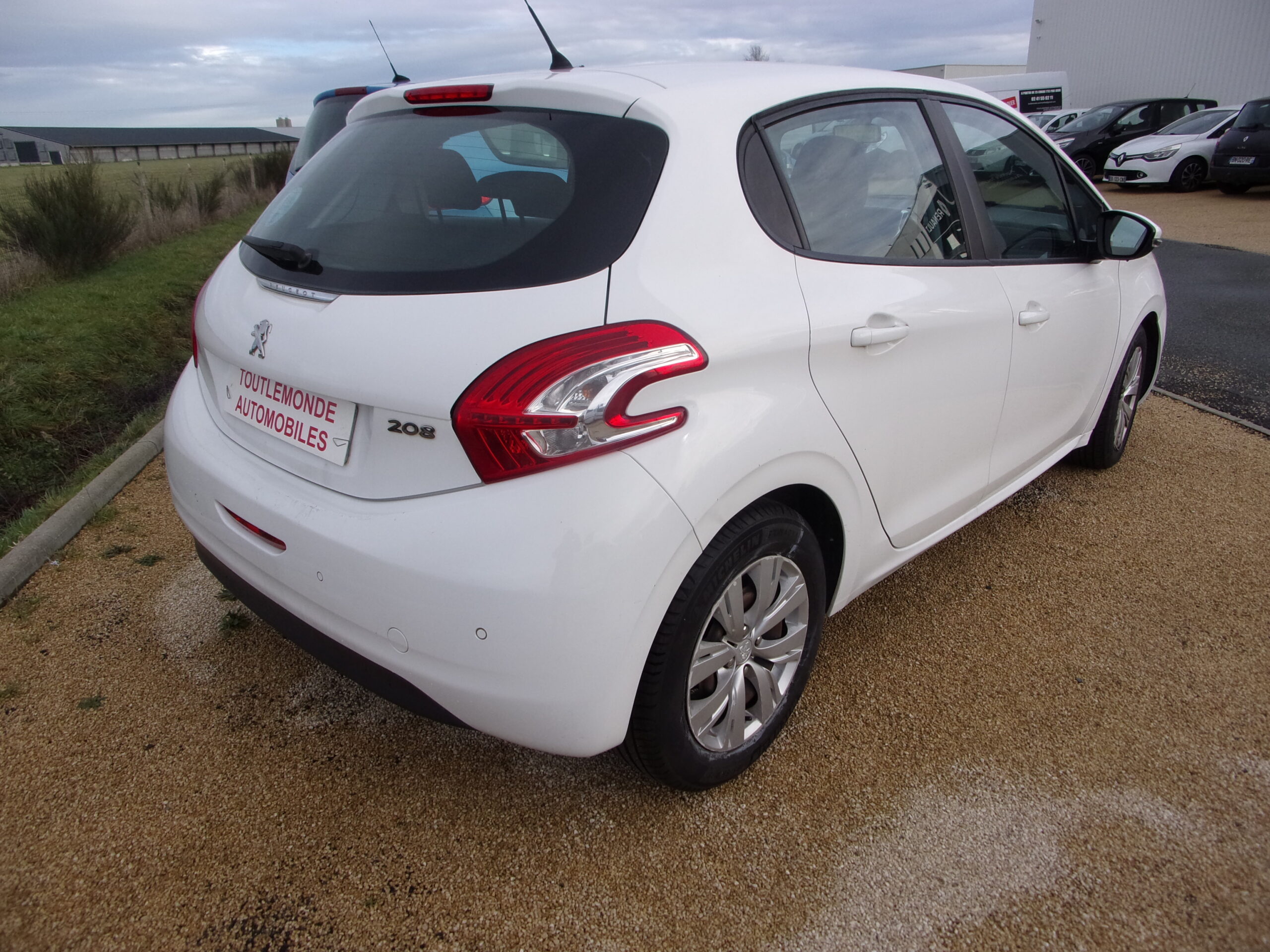 PEUGEOT 208 ALLURE 1.4 HDI 68ch FAP BVM5