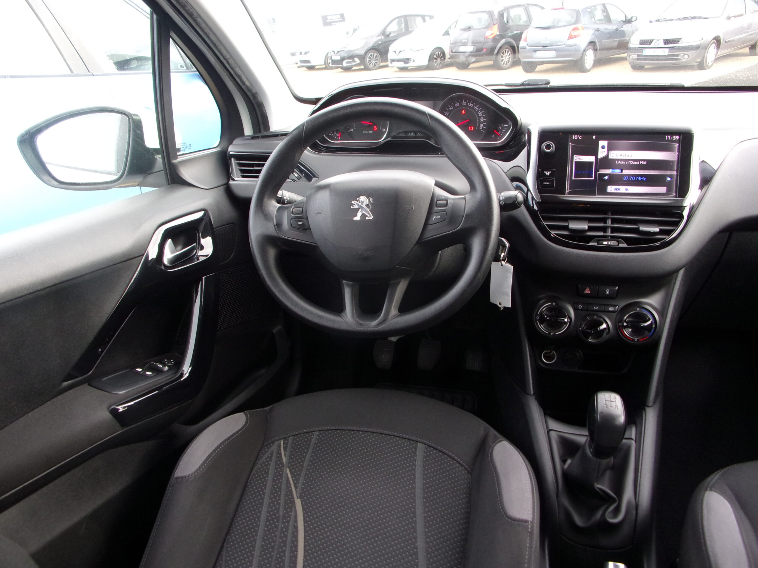 PEUGEOT 208 ALLURE 1.4 HDI 68ch FAP BVM5