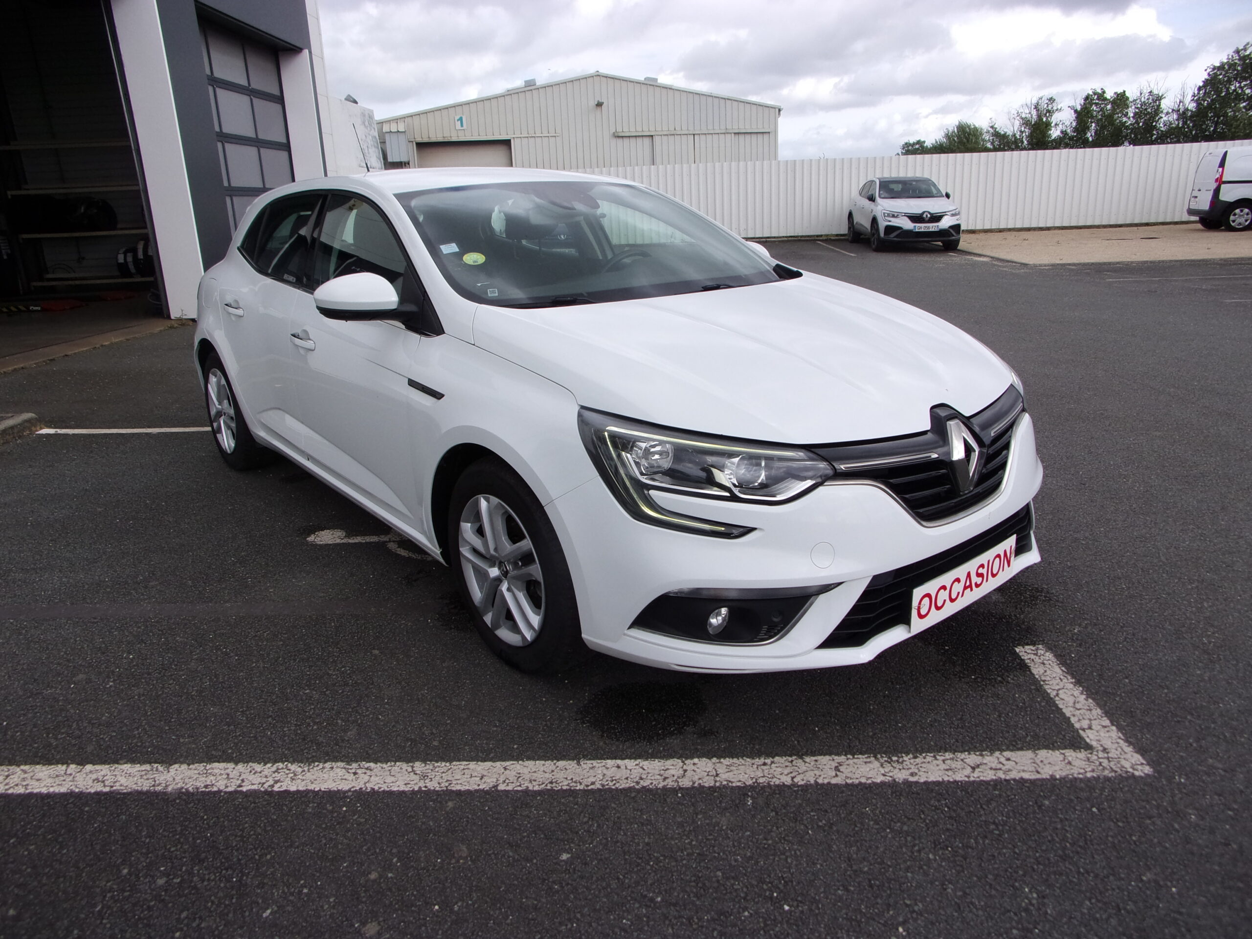 RENAULT MEGANE IV BERLINE BUSINESS