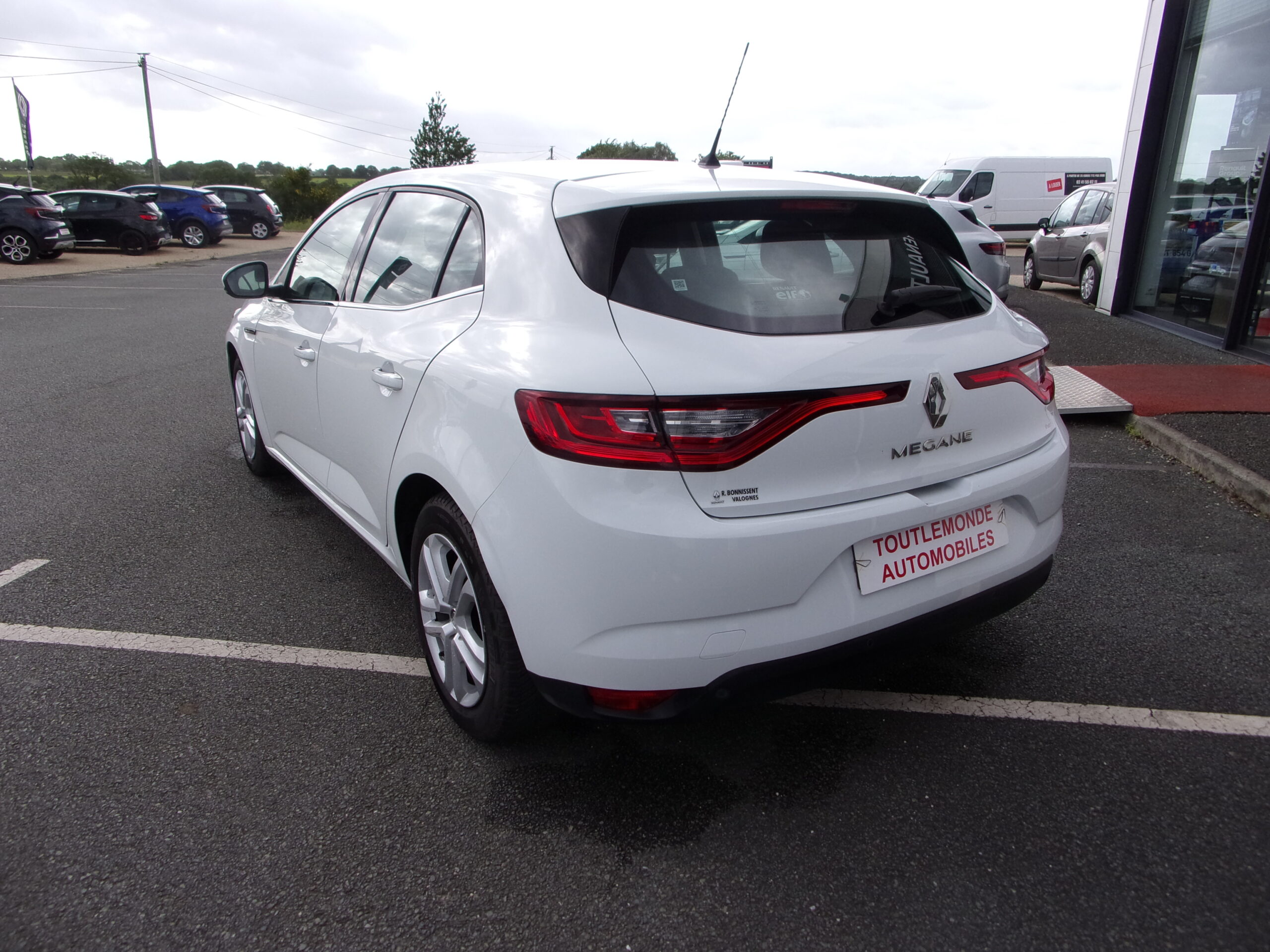 RENAULT MEGANE IV BERLINE BUSINESS