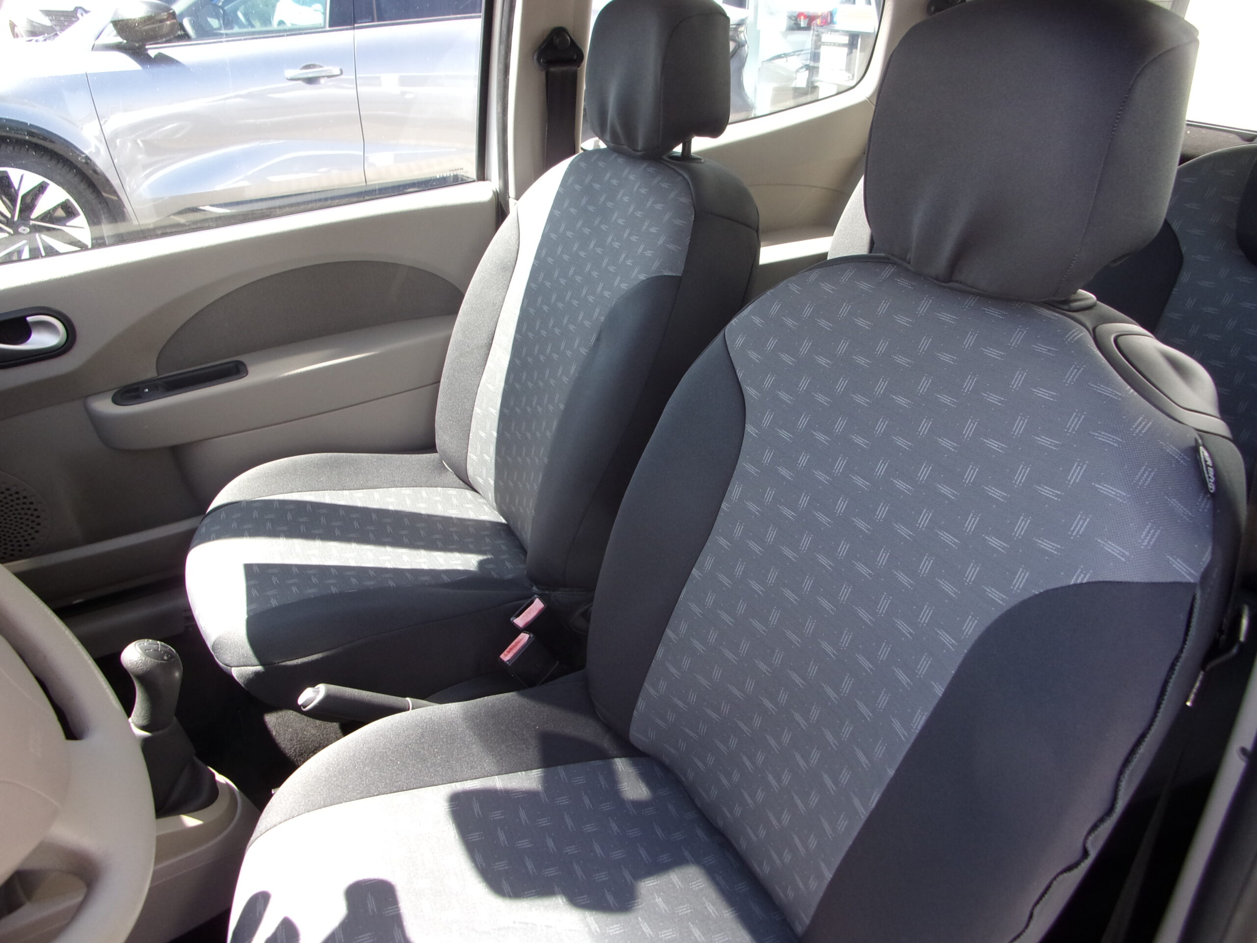 RENAULT TWINGO II EXPRESSION 1.5 DCI 65 eco2