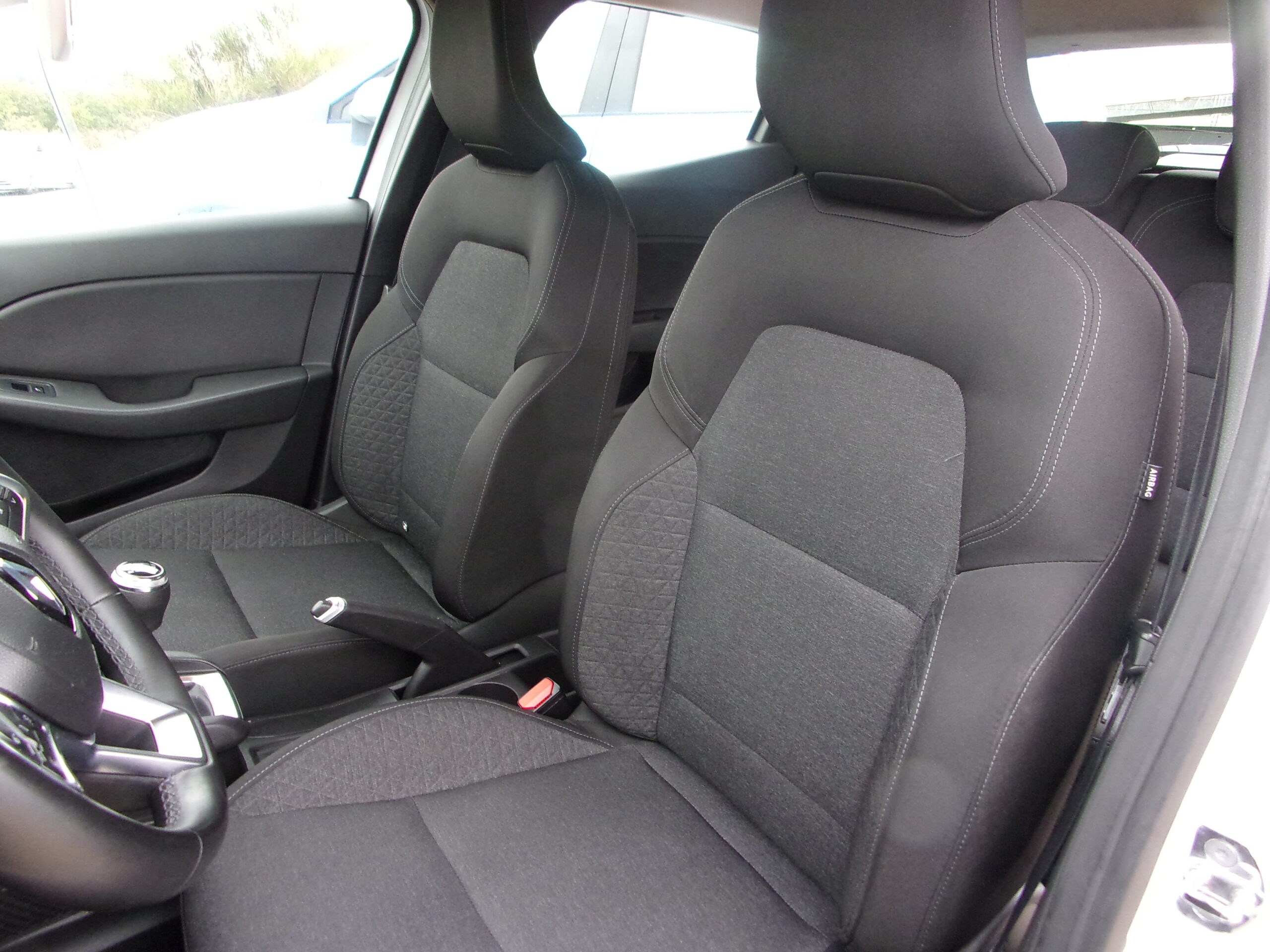 RENAULT CLIO V BUSINESS BLUE DCI 85